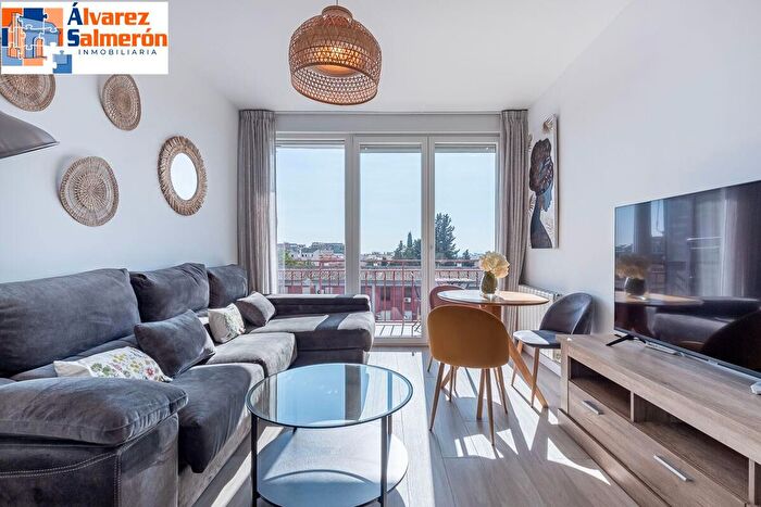 Casas en venta y pisos alquiler - 1