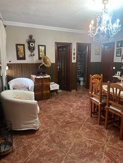 Casas en venta y pisos alquiler - 2