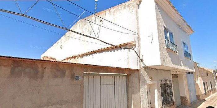 Casa en venta en Barrax, Albacete de 3 habitaciones
