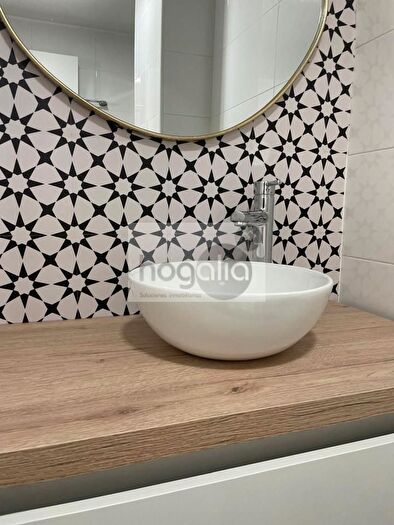 Casas en venta y pisos alquiler - 2