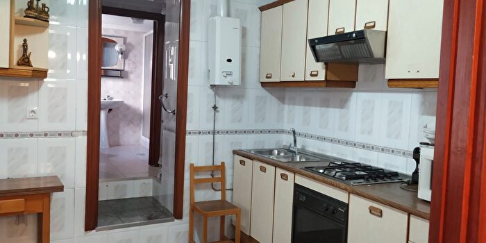 Casas en venta y pisos alquiler - 1