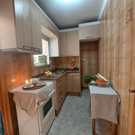 Casas en venta y pisos alquiler - 2