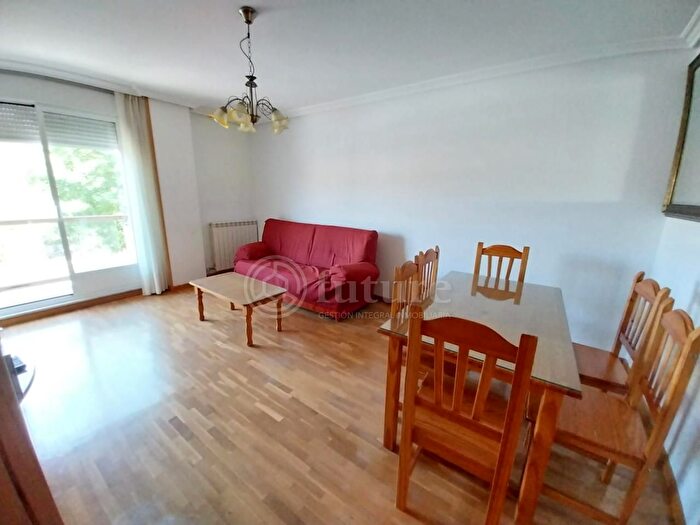 Casas en venta y pisos alquiler - 1