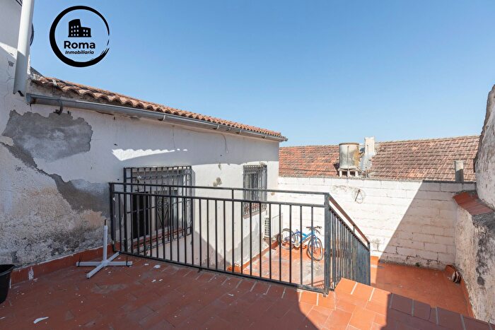 Casa en venta en Pinos Puente, Granada de 2 habitaciones