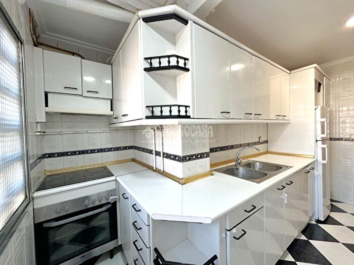 Casas en venta y pisos alquiler - 3