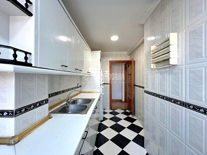 Casas en venta y pisos alquiler - 2