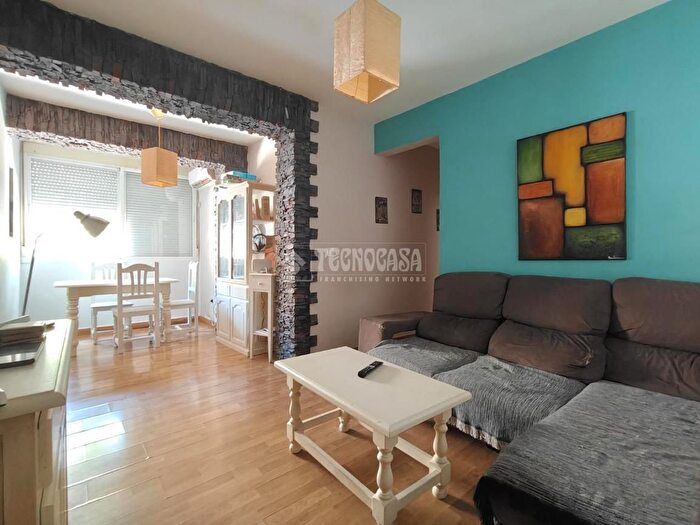 Casas en venta y pisos alquiler - 2
