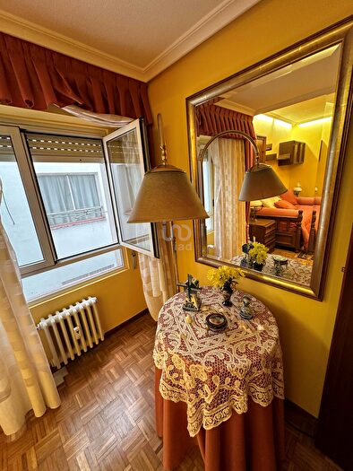 Casas en venta y pisos alquiler - 2