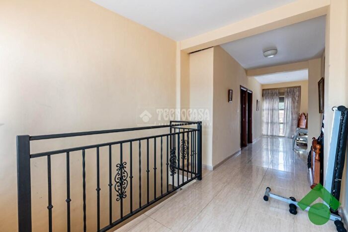 Casa en venta en Láchar, Granada de 3 habitaciones