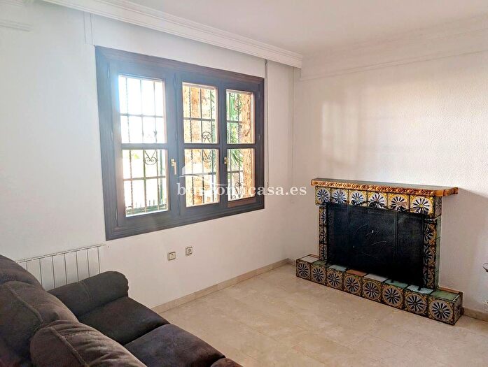 Casas en venta y pisos alquiler - 3