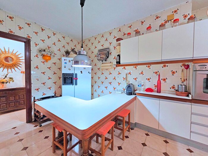 Casas en venta y pisos alquiler - 2