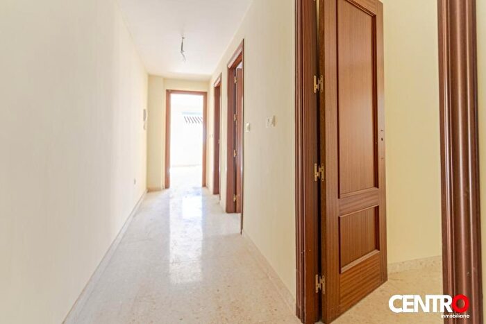 Piso en venta en Ogíjares, Granada de 3 habitaciones