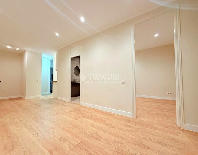 Piso en venta en Eixample, La Nova Esquerra de lEixample de 1 habitacion