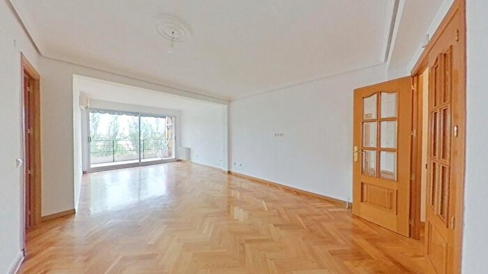 Piso en venta en Parque Coimbra, Móstoles de 4 habitaciones