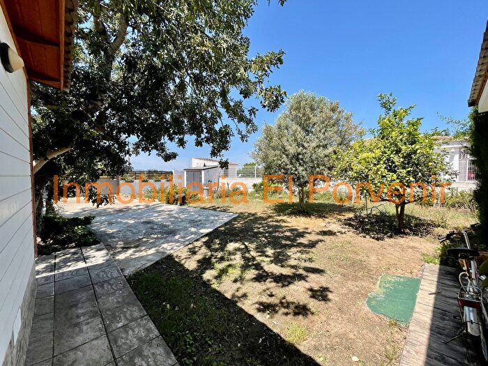 Casas en venta y pisos alquiler - 3