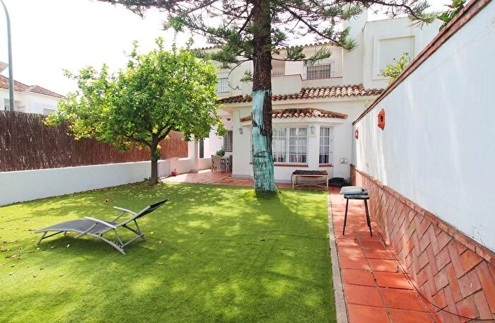 Casa en venta en Chapín Campus Universitario Navinco, Jerez de la Frontera de 6 habitaciones