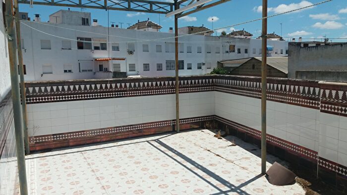 Casa en venta en Lebrija, Sevilla de 5 habitaciones