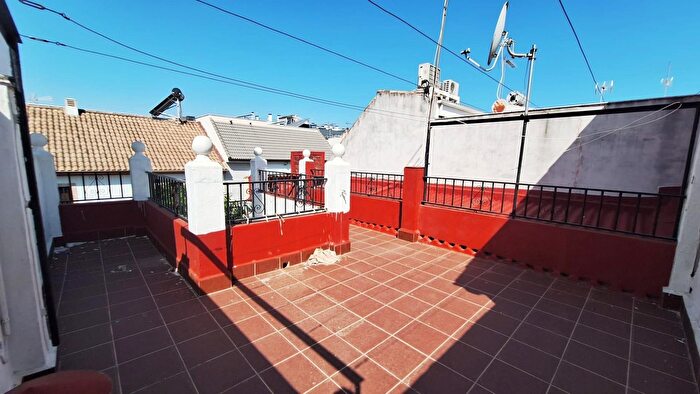 Casas en venta y pisos alquiler - 2