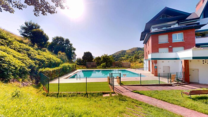Casas en venta y pisos alquiler - 1