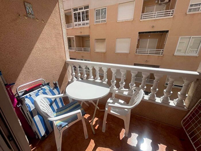 Piso en venta en Comunitat Valenciana, Alicante de 2 habitaciones