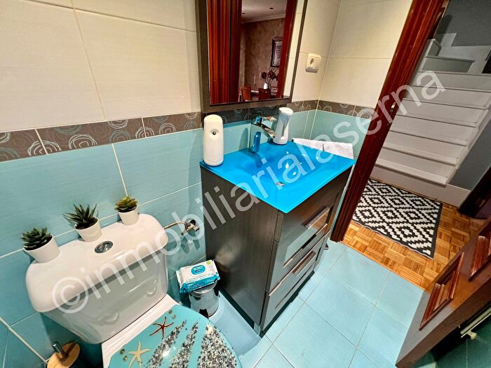 Casas en venta y pisos alquiler - 3