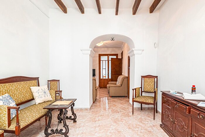 Casas en venta y pisos alquiler - 2