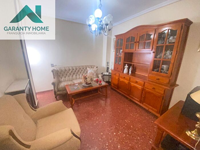 Casas en venta y pisos alquiler - 2