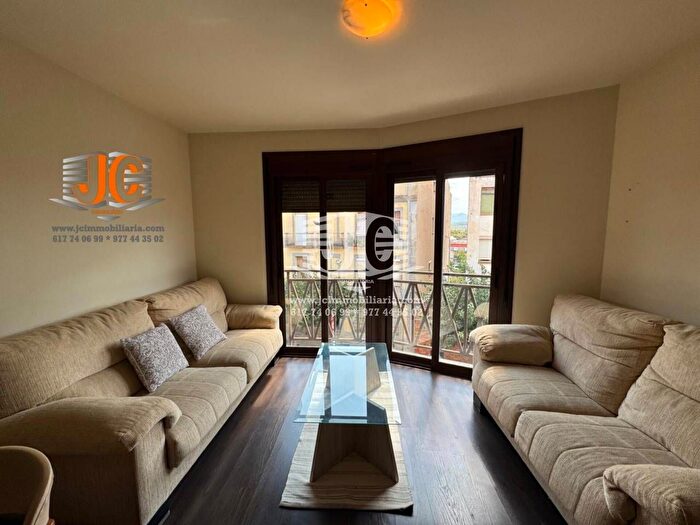 Piso en alquiler en Móra la Nova, Tarragona de 3 habitaciones