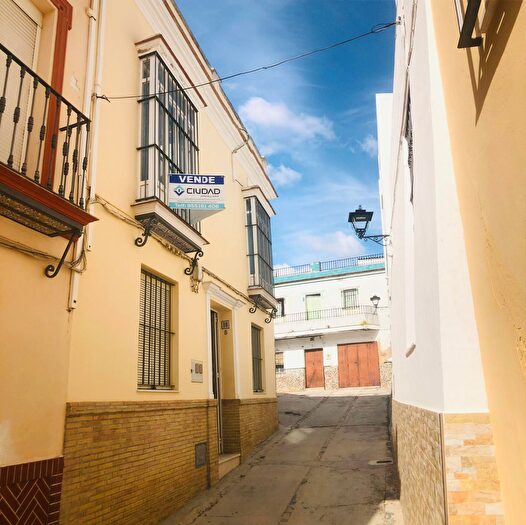 Casas en venta y pisos alquiler - 2