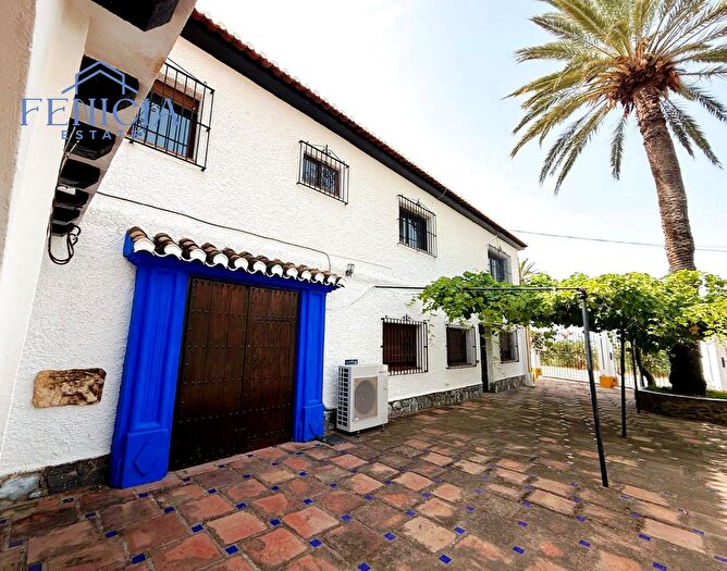 Casas en venta y pisos alquiler - 2