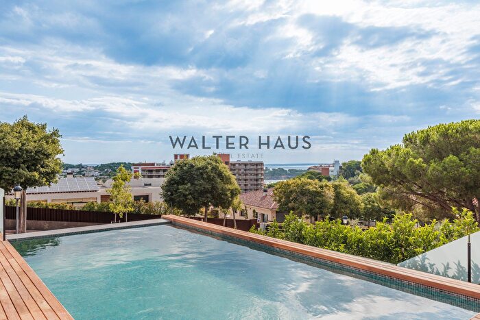 Casa en venta en Sant Pol, Sant Feliu de Guíxols de 6 habitaciones