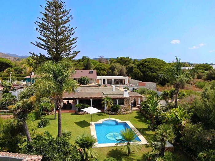 Casa en venta en Las Chapas El Rosario, El Rosario Ricmar de 3 habitaciones