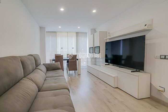 Casas en venta y pisos alquiler - 1