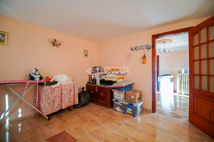 Casas en venta y pisos alquiler - 2