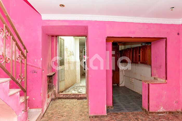Casas en venta y pisos alquiler - 3