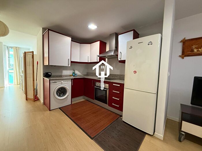 Casas en venta y pisos alquiler - 2