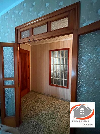 Casas en venta y pisos alquiler - 3