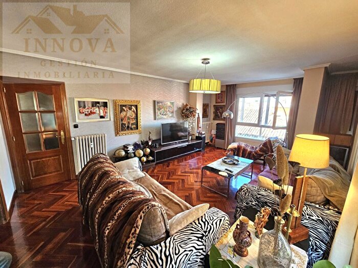Casas en venta y pisos alquiler - 1