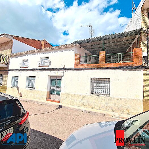Casas en venta y pisos alquiler - 1