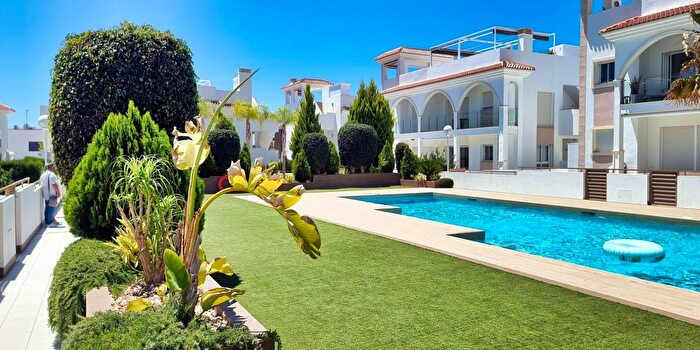 Casa en venta en Benijófar, Alicante de 2 habitaciones