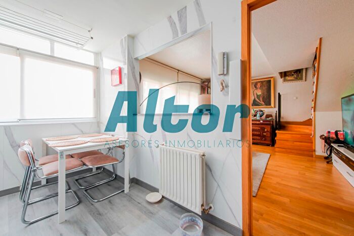 Casas en venta y pisos alquiler - 2