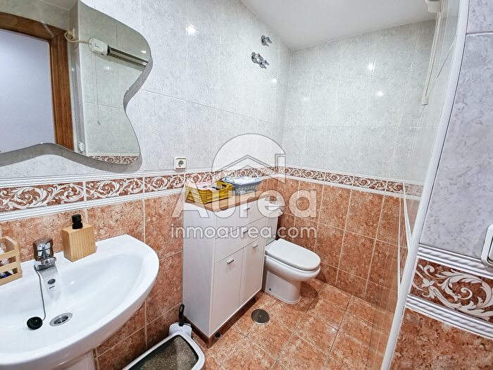 Casas en venta y pisos alquiler - 3