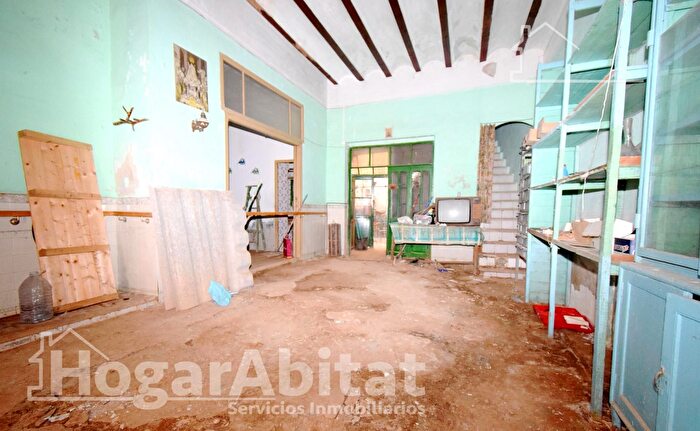 Casas en venta y pisos alquiler - 2