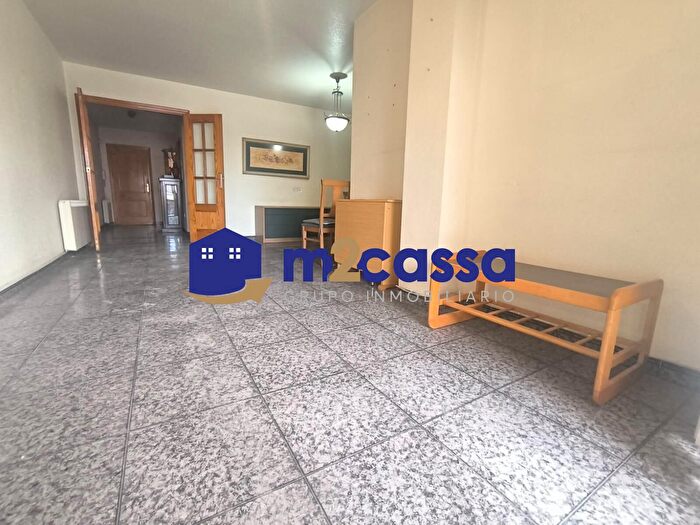 Casas en venta y pisos alquiler - 1
