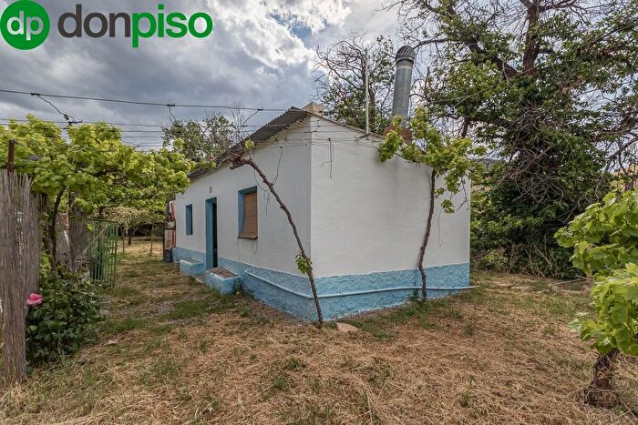 Casa en venta en Dólar, Granada de 1 habitacion