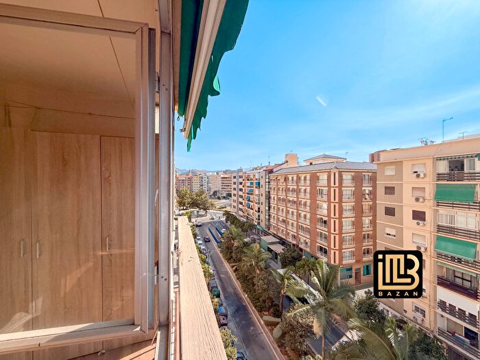 Piso en venta en Centro, Perchel Sur Plaza de Toros Vieja de 3 habitaciones