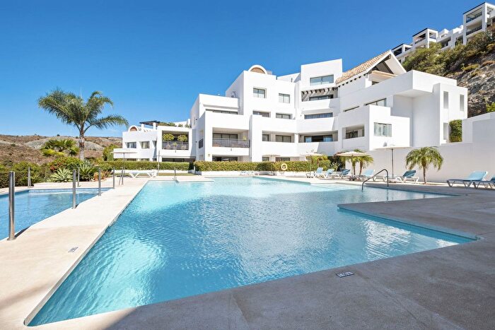Piso en venta en Los Flamingos, Benahavís de 3 habitaciones
