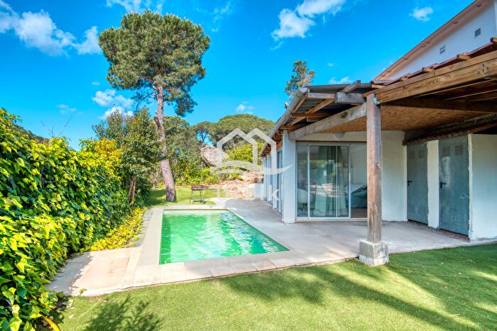 Casa en venta en Urbanitzacions del Nord, Santa Cristina dAro de 5 habitaciones