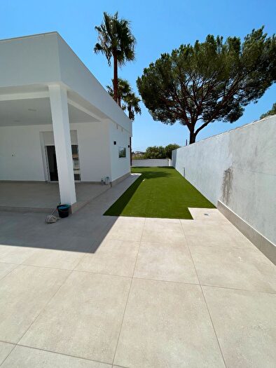Casas en venta y pisos alquiler - 2