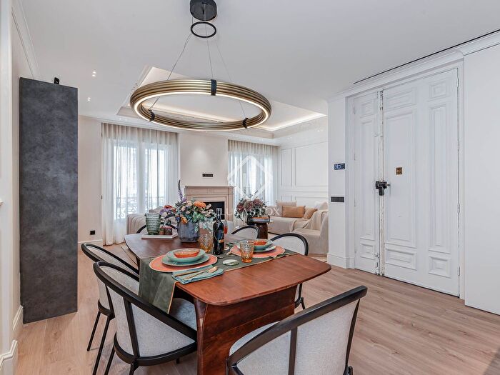 Casas en venta y pisos alquiler - 3